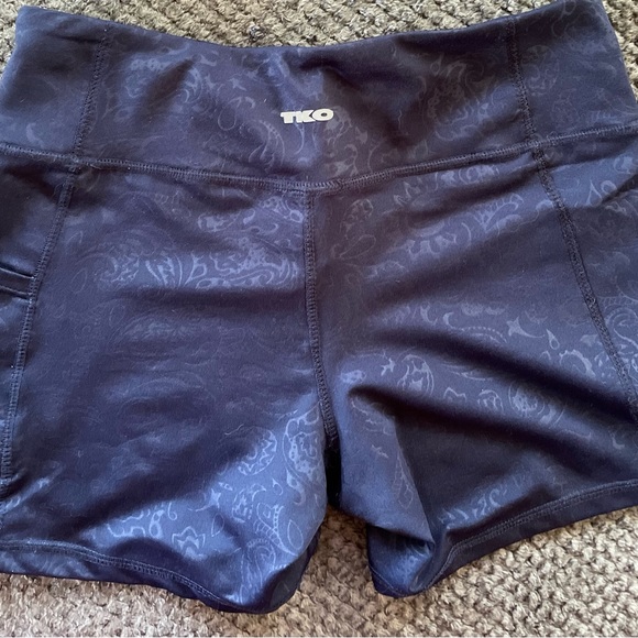 Womans Size Small TKO Biker Shorts - Picture 2 of 5